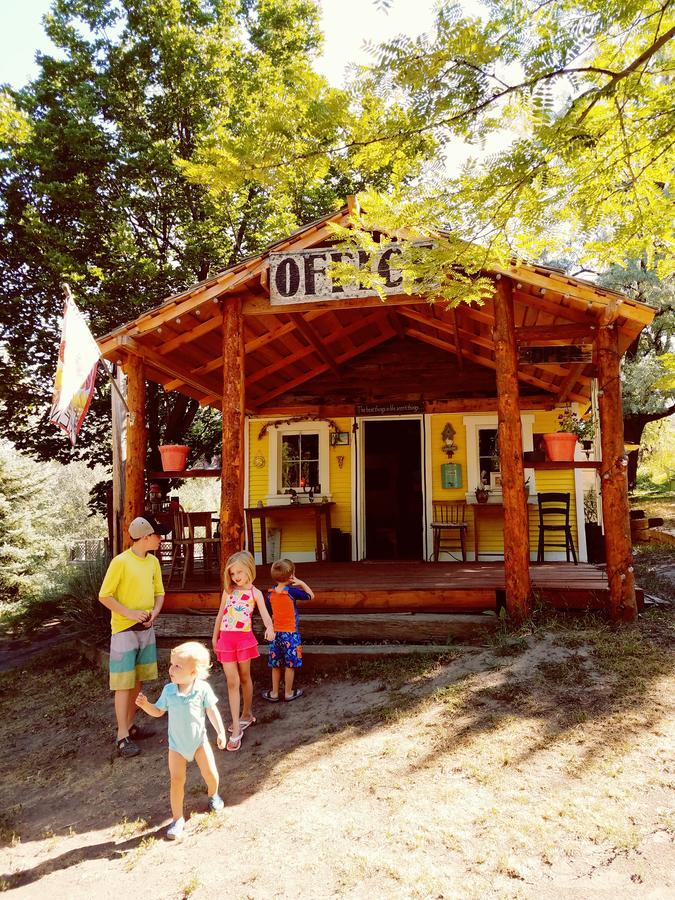 Bristol Cabins 라바 핫 스프링스 외부 사진